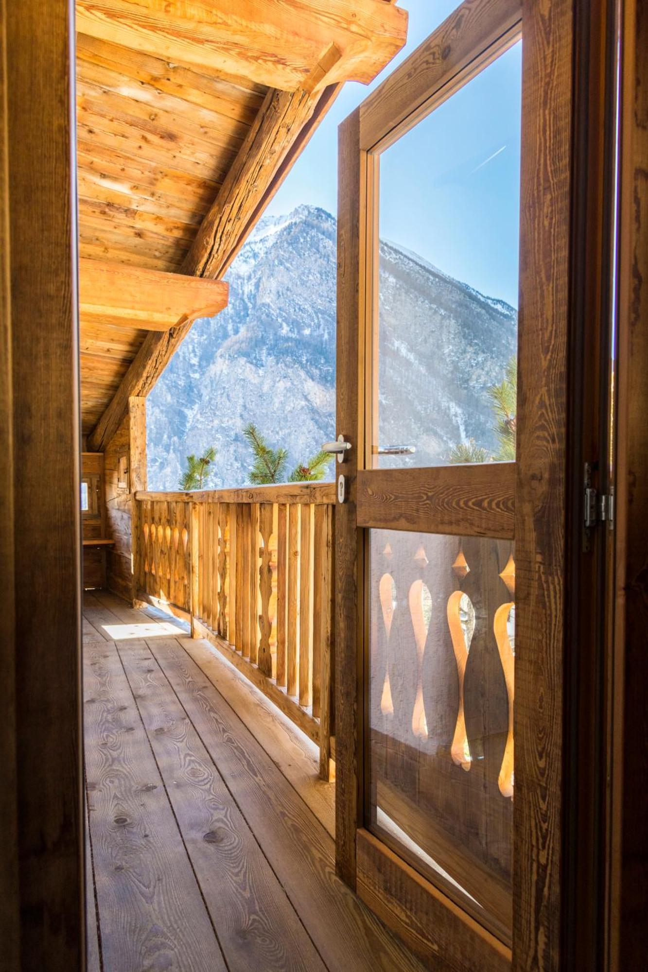 Usseaux La Placette - Albergo Diffuso E Trattoria מראה חיצוני תמונה