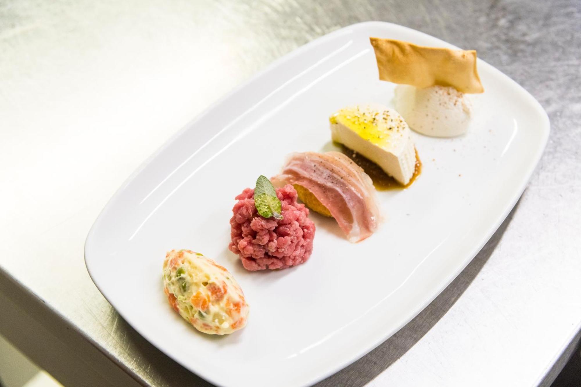 Usseaux La Placette - Albergo Diffuso E Trattoria מראה חיצוני תמונה