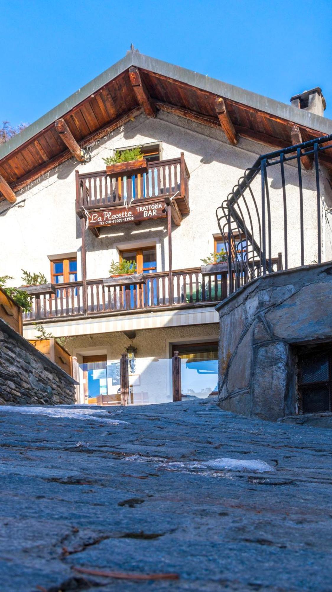 Usseaux La Placette - Albergo Diffuso E Trattoria מראה חיצוני תמונה