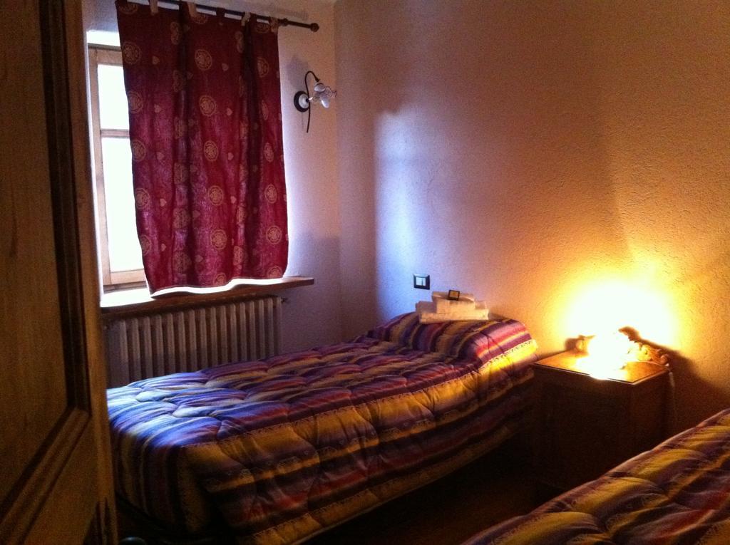 Usseaux La Placette - Albergo Diffuso E Trattoria מראה חיצוני תמונה