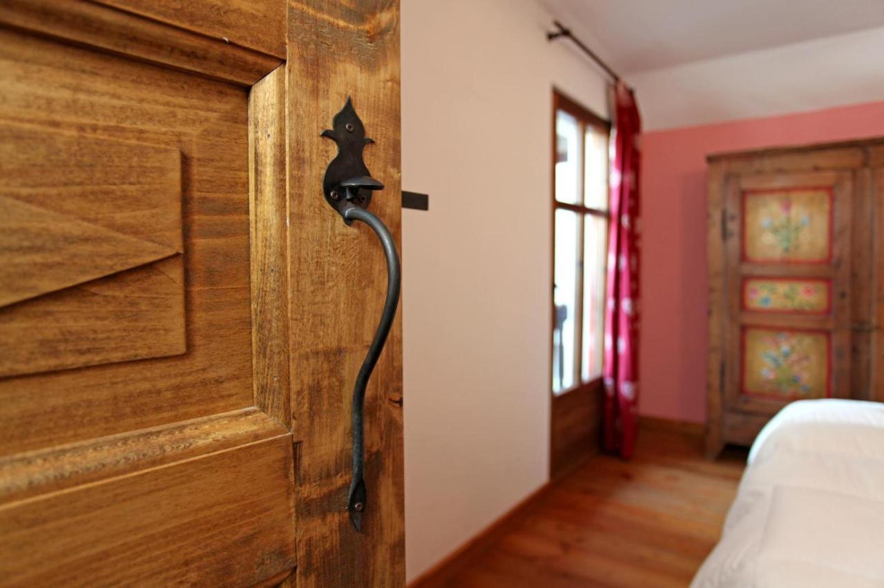 Usseaux La Placette - Albergo Diffuso E Trattoria מראה חיצוני תמונה